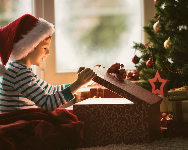 How To Make Christmas Magical On A Budget